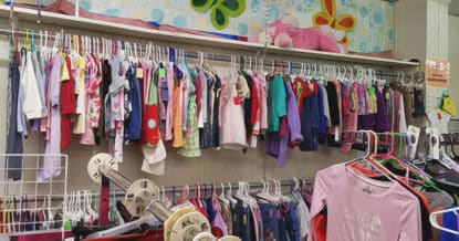 Used kids clothes department.