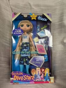 NIB Fashion DivaStarz Talking glow In the dark Alexa Doll.