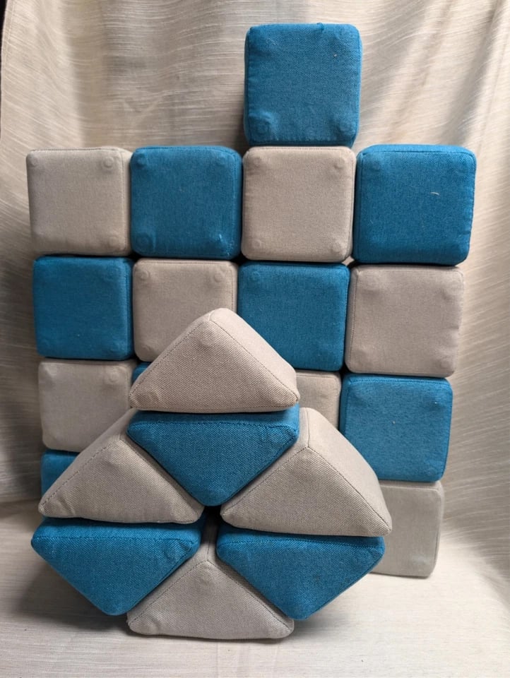 MagnetBlox soft building blocks