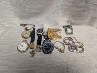 Huge Watch Lot Of 100 + Watches. with rolled gold , and mechanical