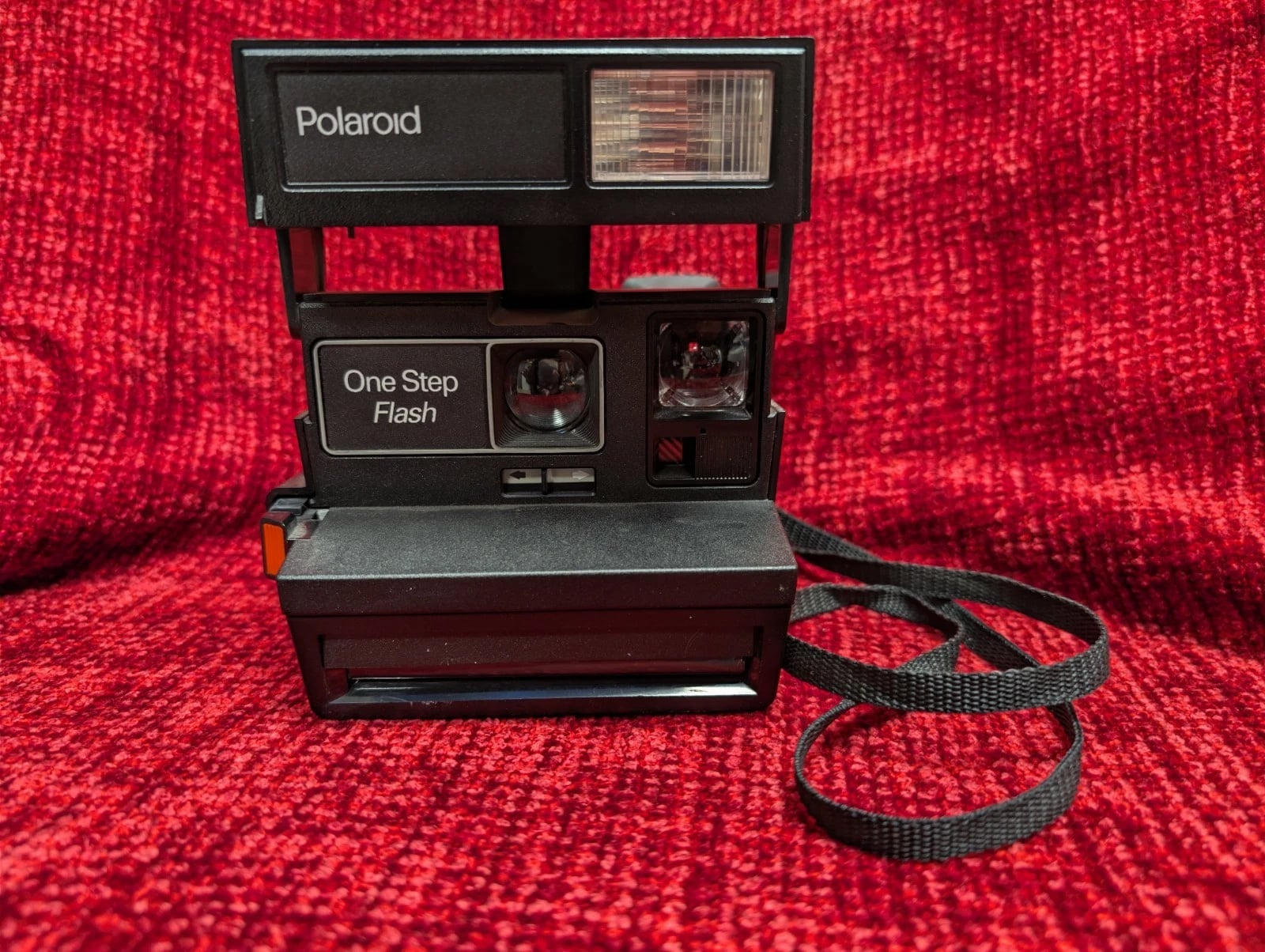Vintage Polaroid One Step Flash Land Camera Instant Photo with Strap Untested